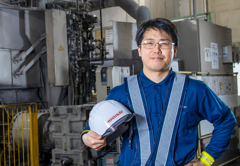 新卒 嵯峨さん スマホ用メイン